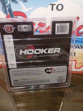 M2 Machines O'Reilly 1971 Dodge Charger R-7 440 Six Pack Hooker Black Heart